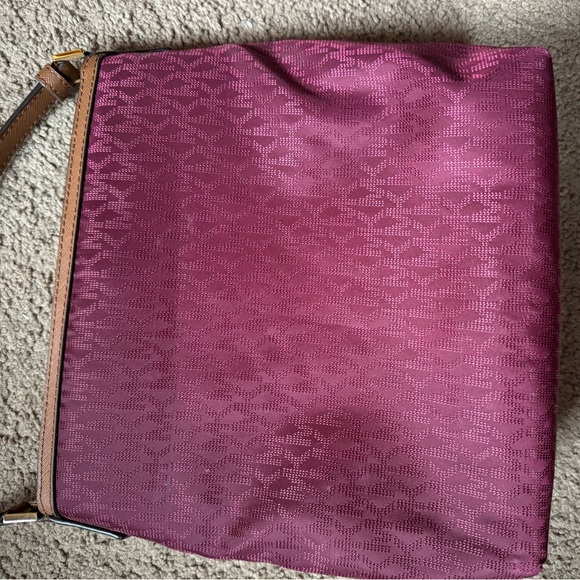 Michael Kors adjustable Crossbody bag - Picture 5 of 7